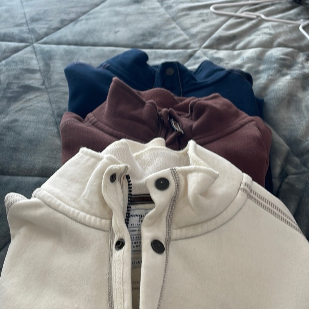 Men’s sweatshirts 3 different color